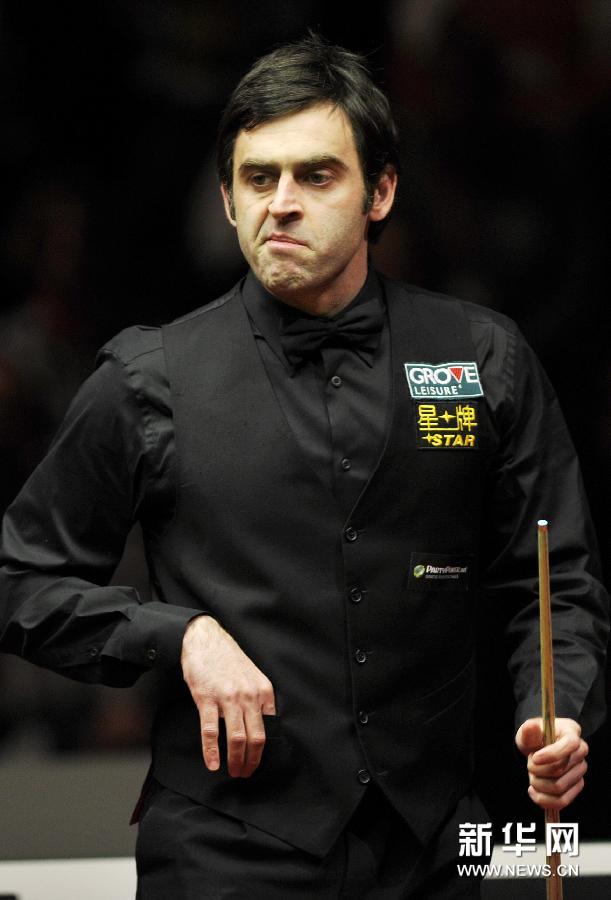 两队对决始 两队对决始